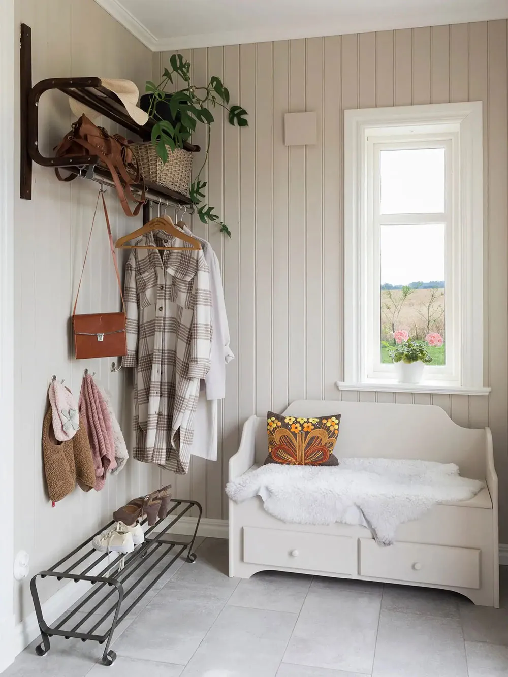 Будто стоит здесь с прошлого века: новый дачный домик в традиционном стиле - Gallery image 3