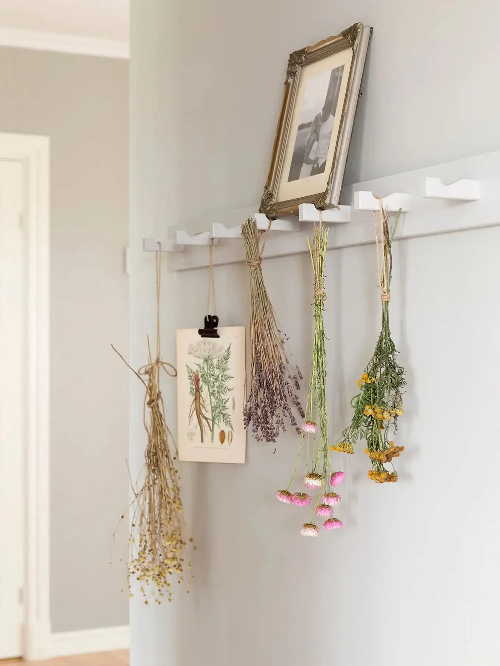 Будто стоит здесь с прошлого века: новый дачный домик в традиционном стиле - Gallery image 8