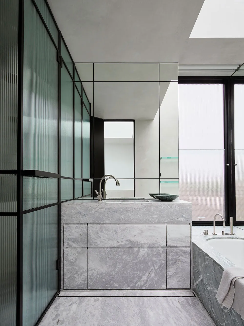 Изысканные материалы и первоклассный дизайн: дом в Сиднее - Gallery image 20