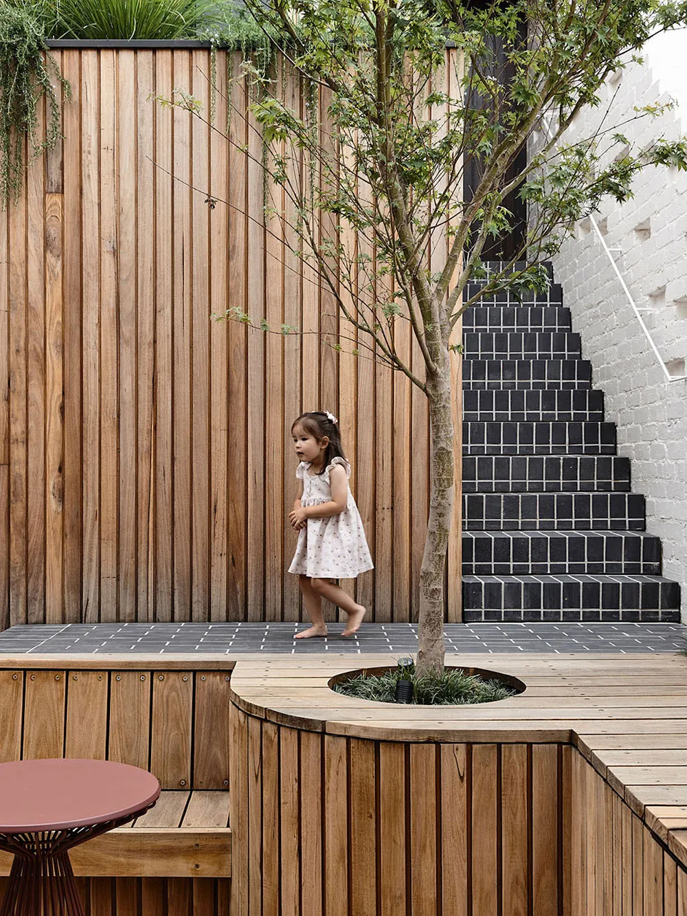 Casa moderna en Melbourne con concepto abierto y diseños de interiores elegantes - 5