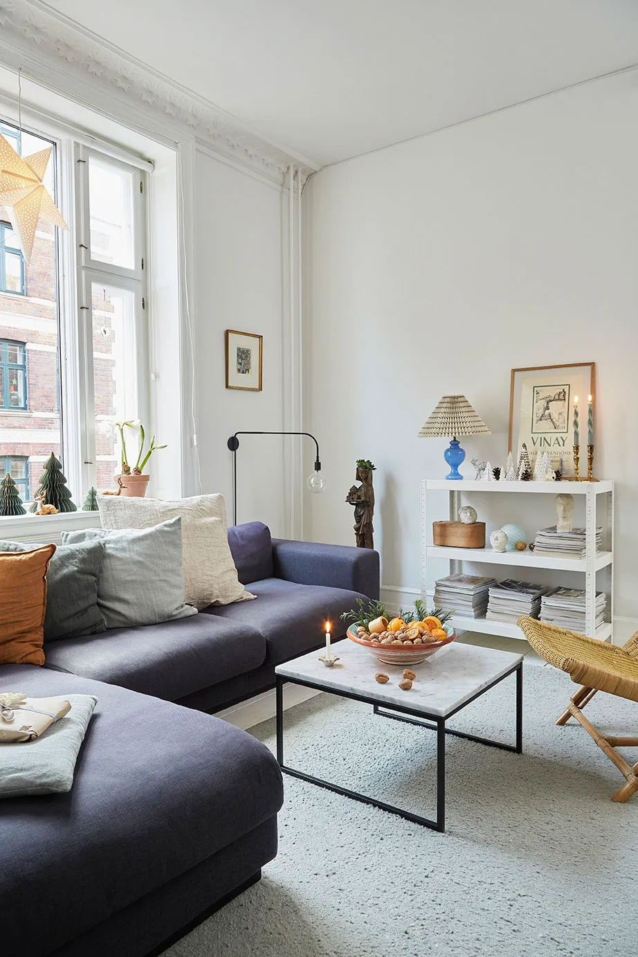 Interior festivo luminoso de un apartamento en Dinamarca - Gallery image 9