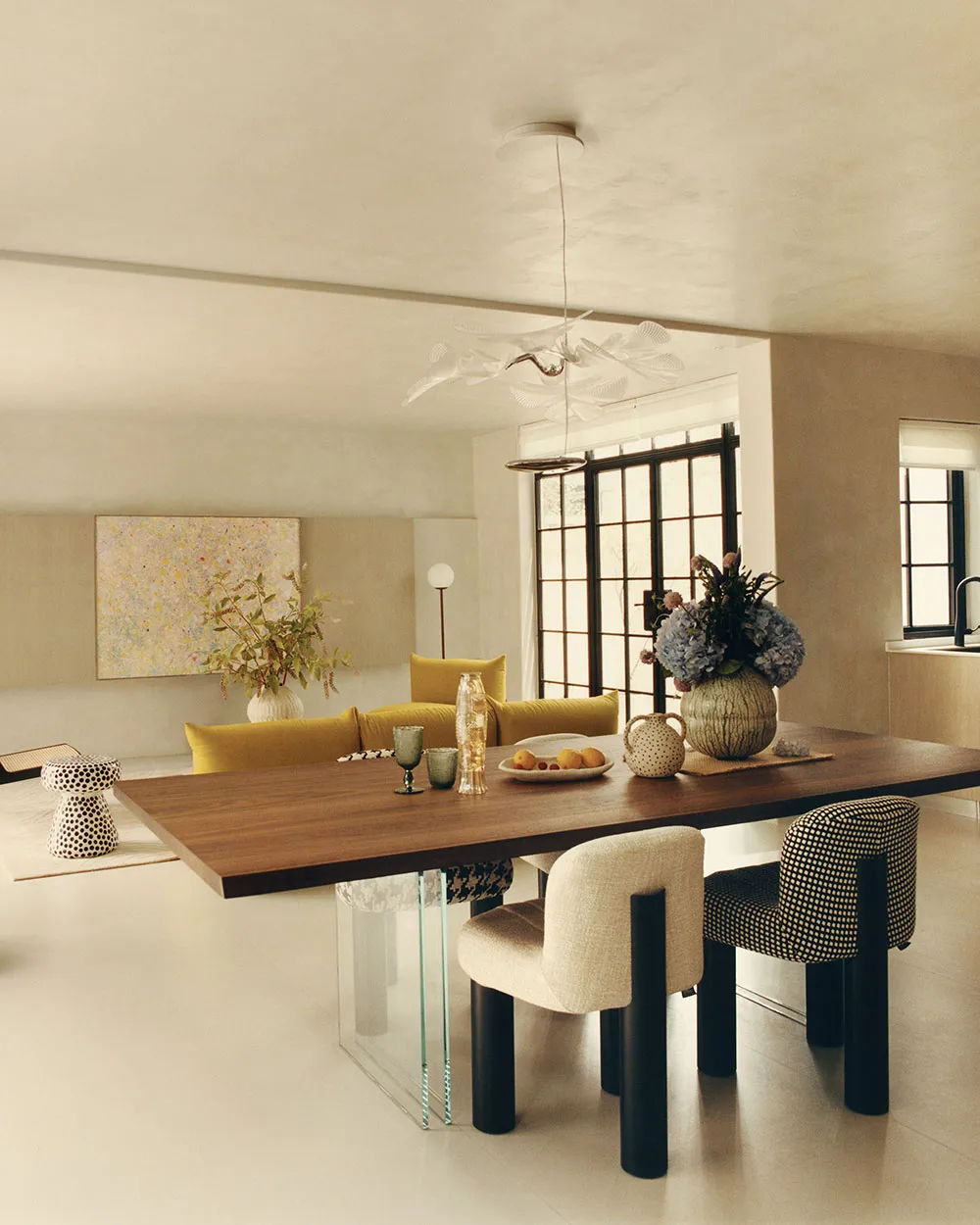 Designmöbel und minimalistische Oberteilung: modernes Interieur in China - Gallery image 6