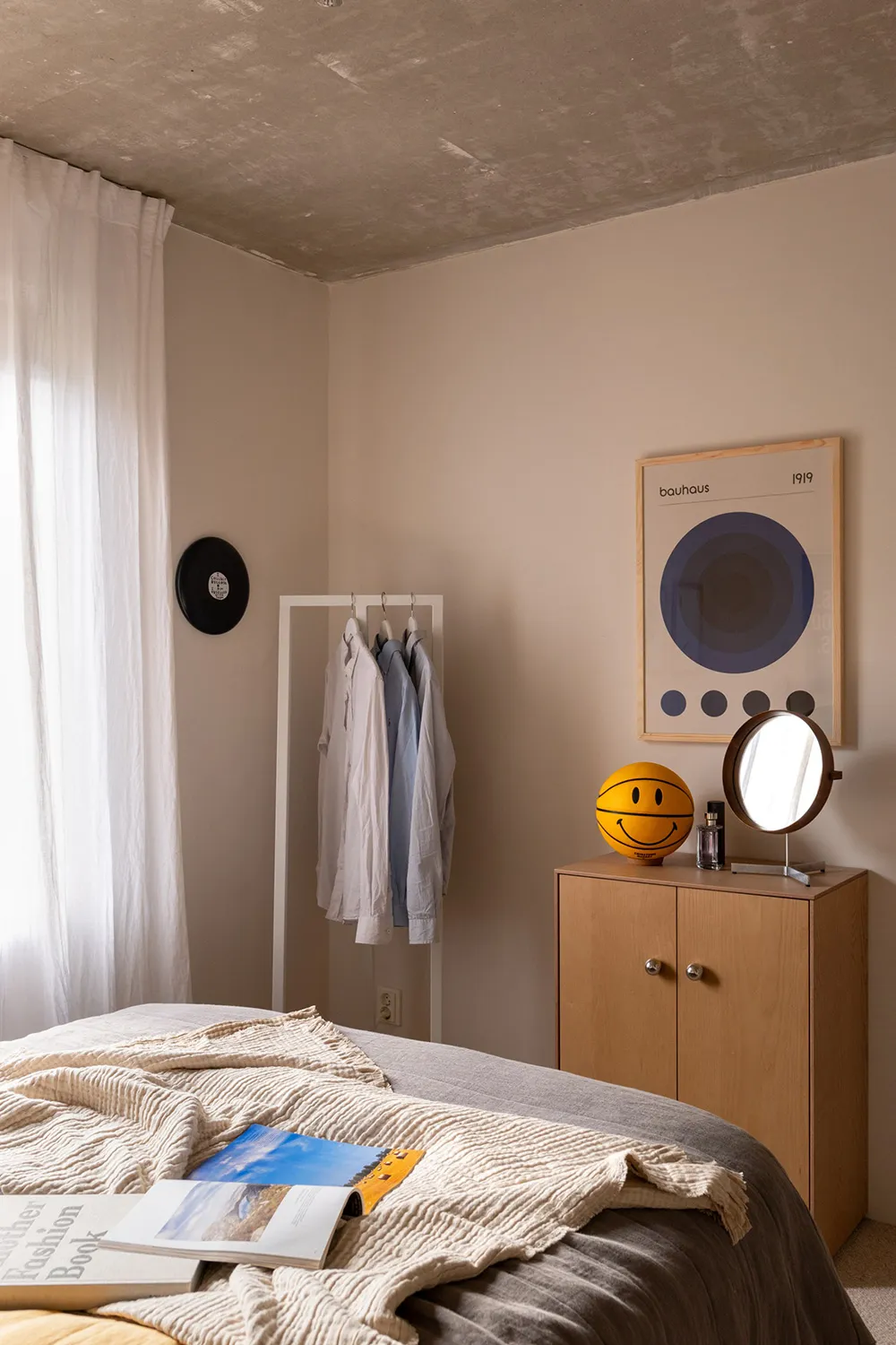 Beaux accents pastel dans le design d'une appartement en style scandinave (87 m²) - Gallery image 22