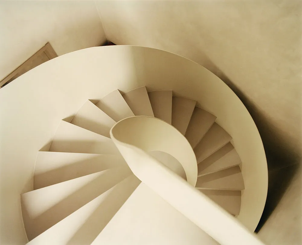 Designmöbel und minimalistische Oberteilung: modernes Interieur in China - Gallery image 9