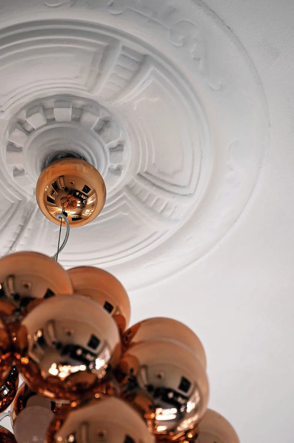 Nice pastel kitchen in light Scandinavian apartment design (100 sqm) - Gallery image 16