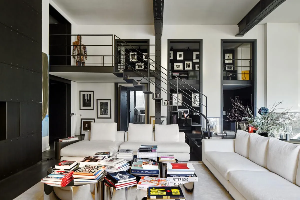 Unique Designer Loft in Black-and-White Palette in London - Gallery image 3