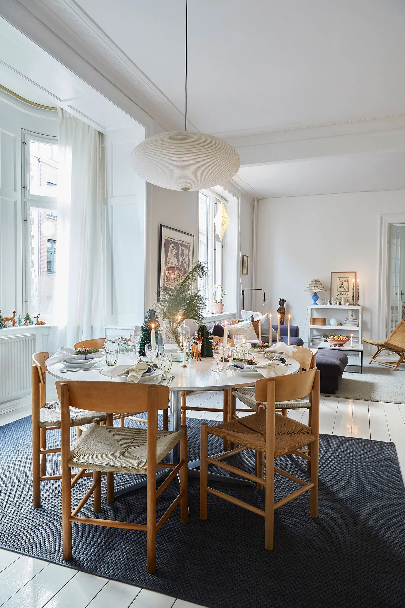 Interior festivo luminoso de un apartamento en Dinamarca - Gallery image 6