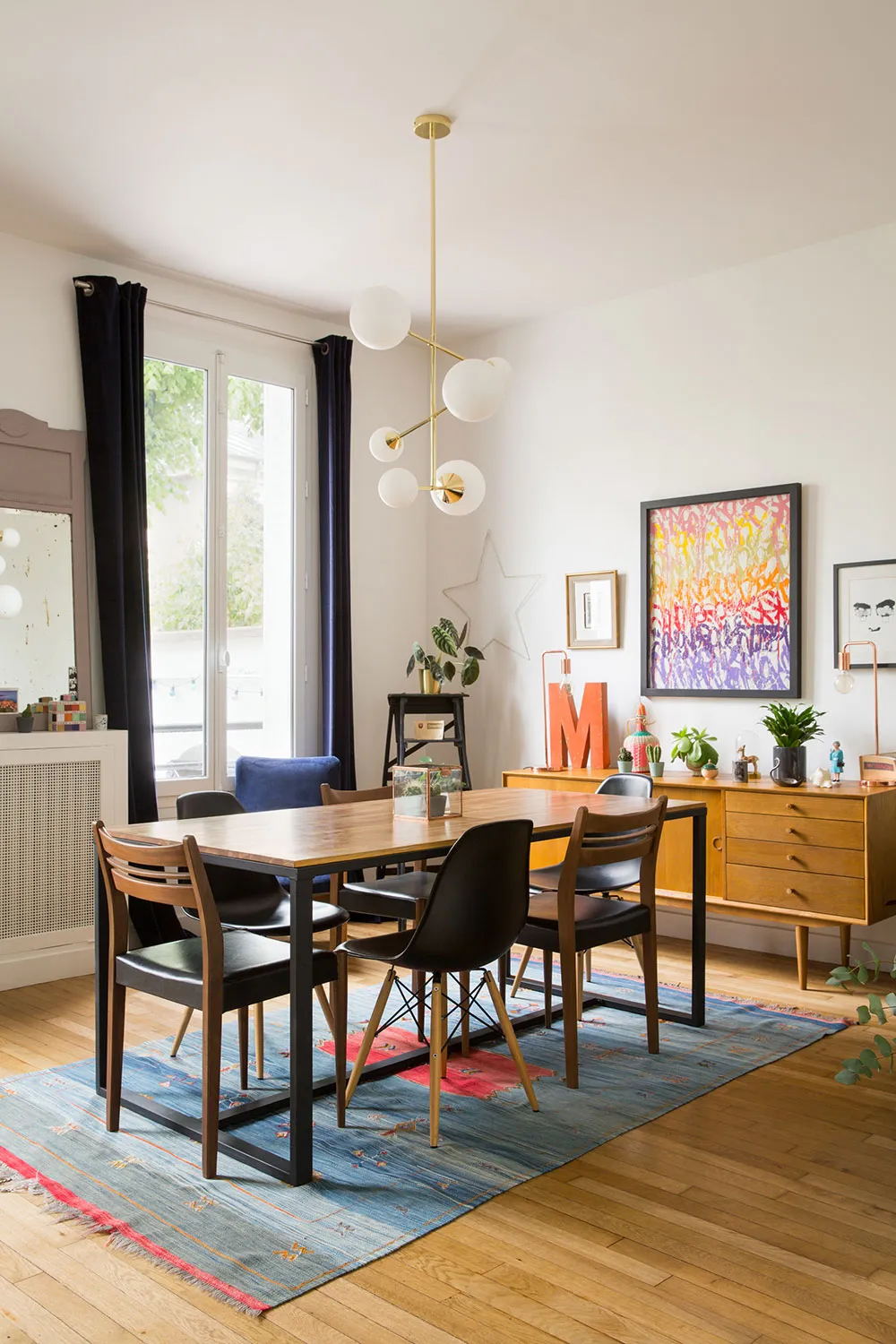 Accents colorés dans le design d'un appartement à Paris - Gallery image 4