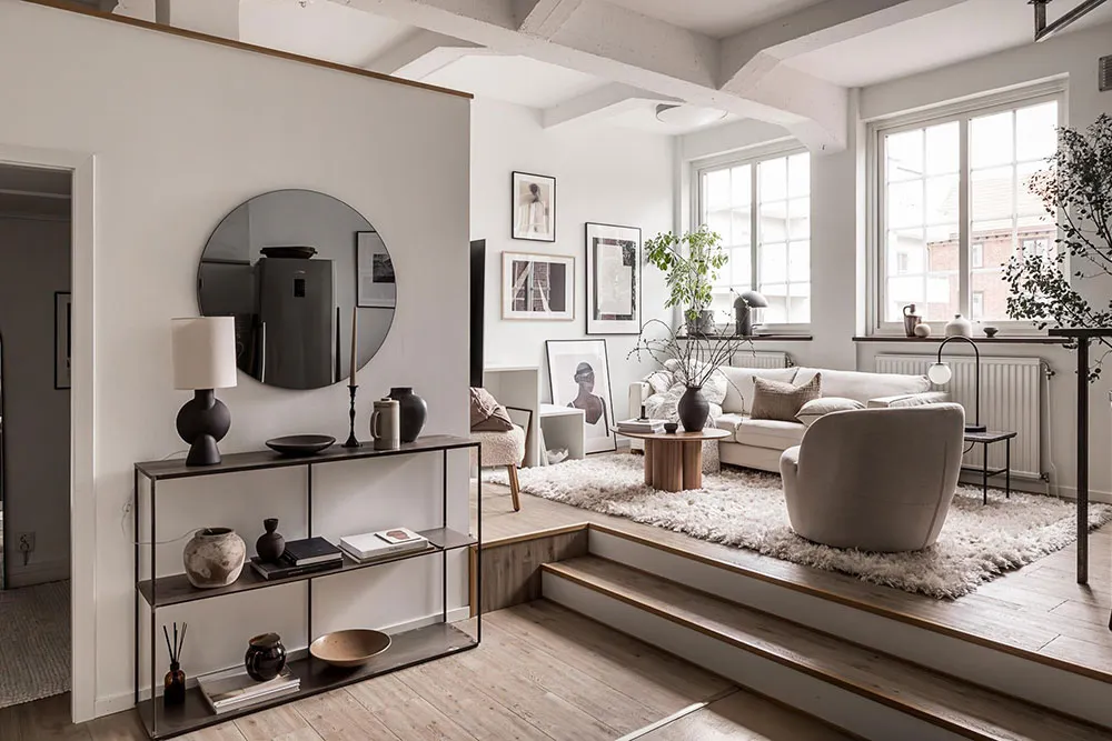 Ungewöhnliche weiße Wohnung mit Balken in der ehemaligen Kartonfabrik in Göteborg (40 qm) - Gallery image 20