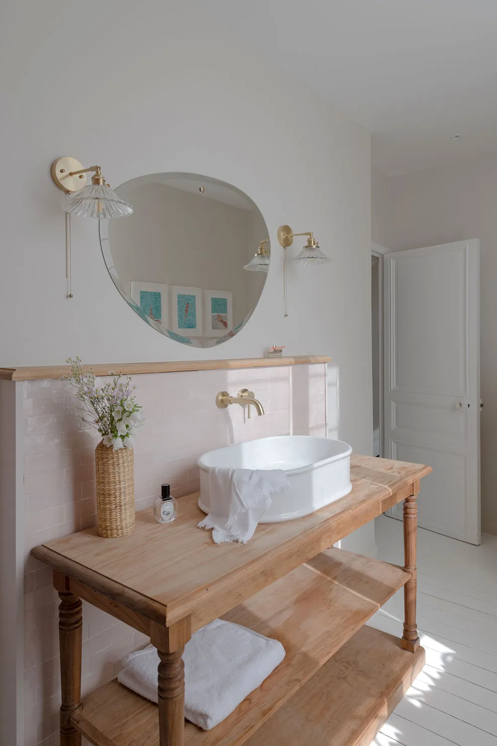 Helleres Interior eines traditionellen Hauses im Vorort von Paris - Gallery image 19