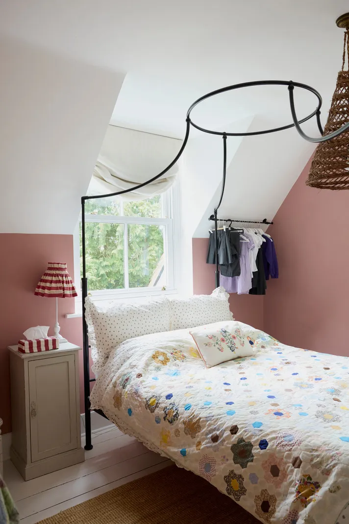 UNGEBRÄUHLICHES HAUS VOM 19. JAHRHUNDERT IN HAMPSHIRE - Gallery image 17