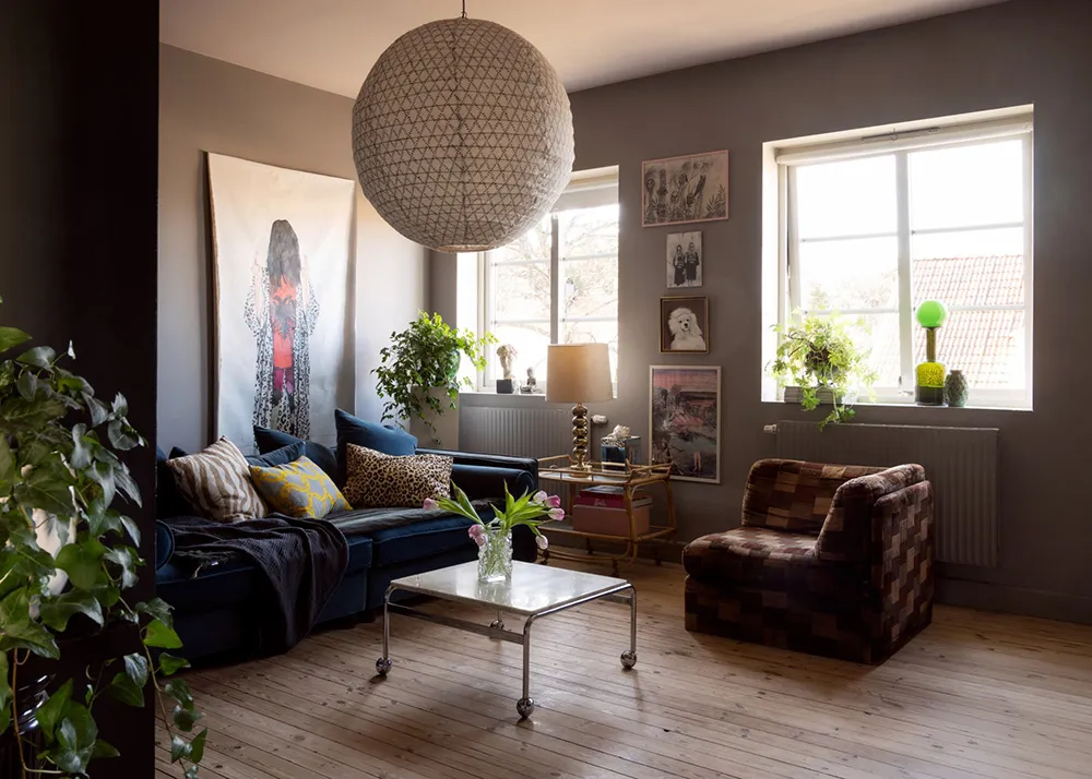 Szwedzka dacha z niespodziewanymi wnętrzami - Gallery image 12