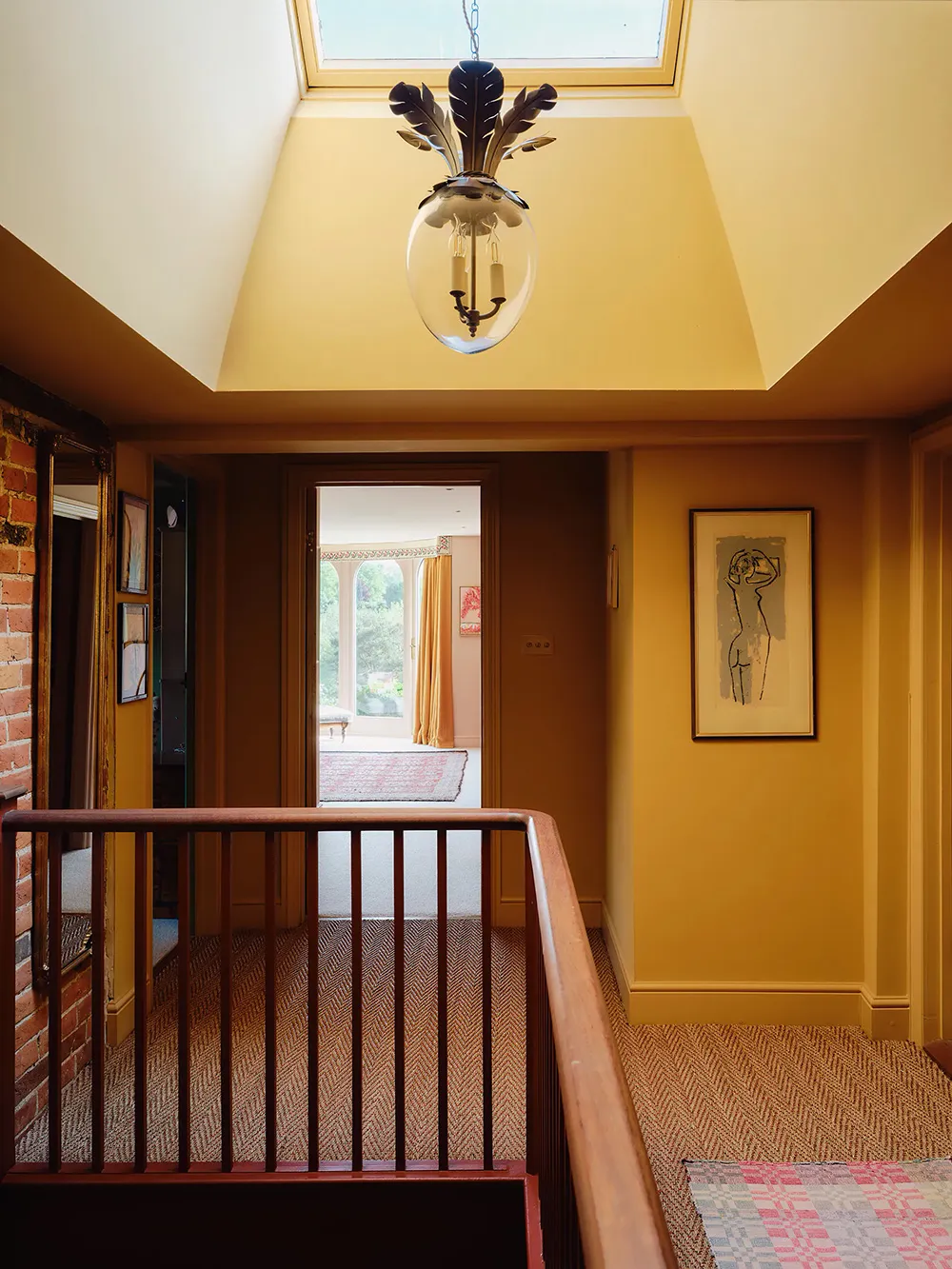 17世紀にルーツを持つ、イングランドにある色彩豊かなアーティストのコテージ - Gallery image 14