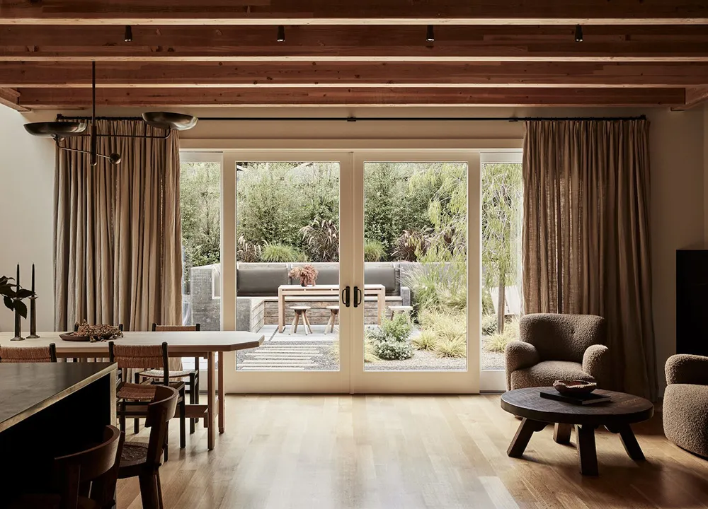 Стильные акценты и натуральные материалы: дом дизайнера в Калифорнии - Gallery image 5