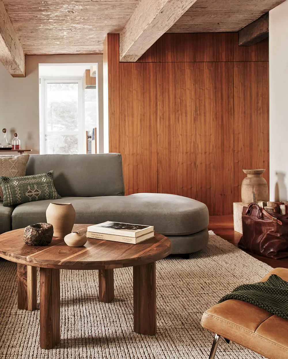 Праздничне настрій від West Elm: колекція Holiday 2021 - Gallery image 1