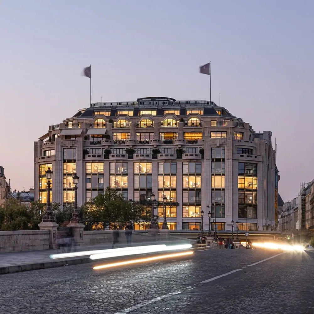 Кремовые тона в интерьере и прекрасный вид на Сену: отель Cheval Blanc в Париже - Gallery image 13