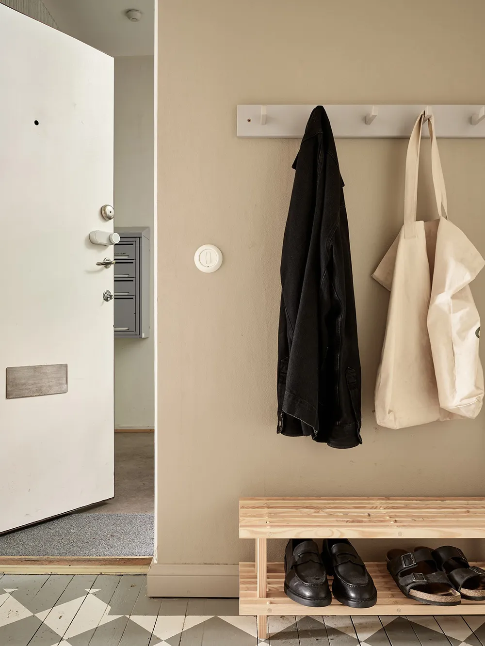 Soft Living Room and Green Bedroom: Apartment in Göteborg (60 sqm) - Gallery image 19