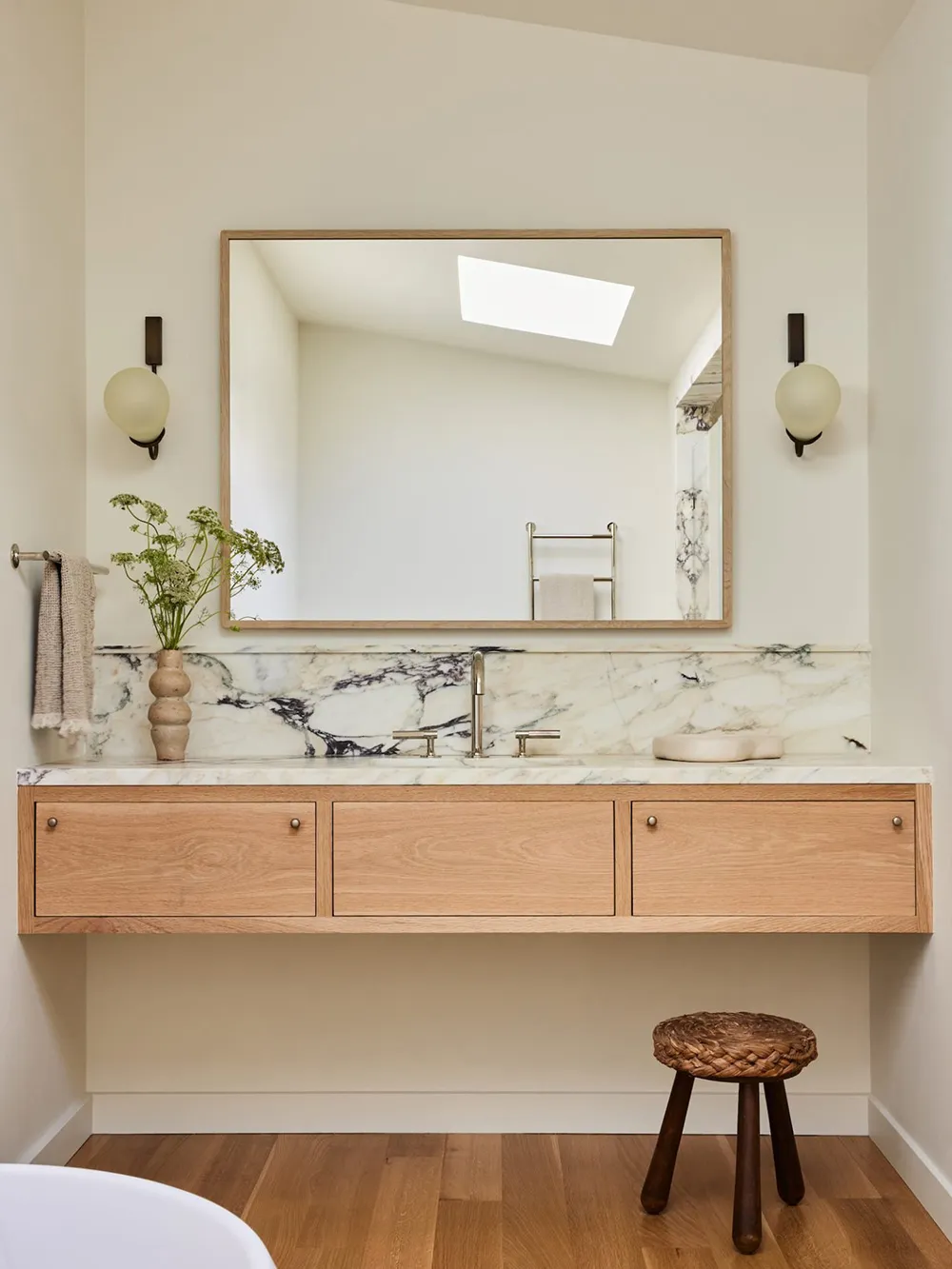 Стильные акценты и натуральные материалы: дом дизайнера в Калифорнии - Gallery image 11