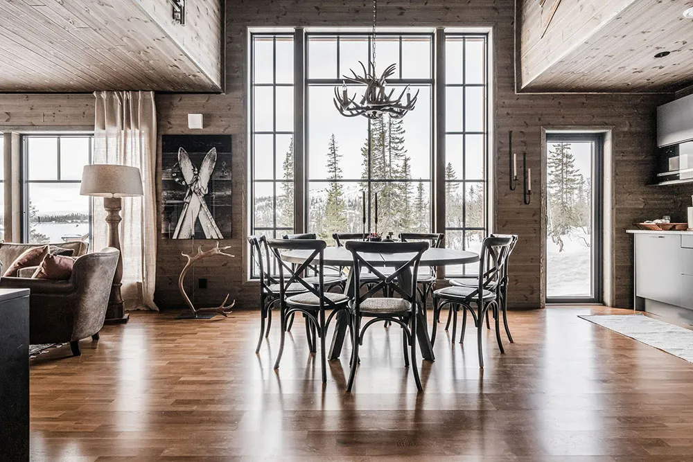 Bois, cuir, fourrure : un chalet alpin confortable dans les montagnes - Gallery image 3