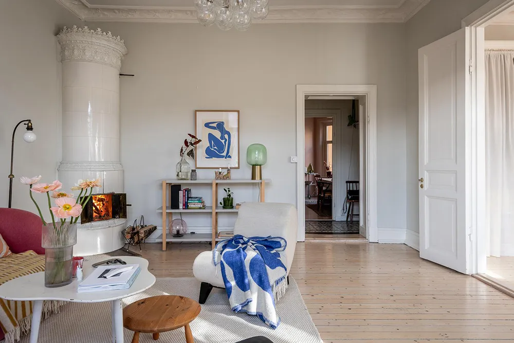 Colorful Accents and Gentle Notes: Pleasant Apartment in Goteborg (87 sqm) - Gallery image 13