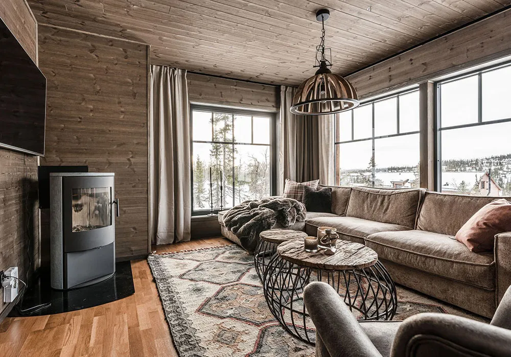 Bois, cuir, fourrure : un chalet alpin confortable dans les montagnes - Gallery image 14