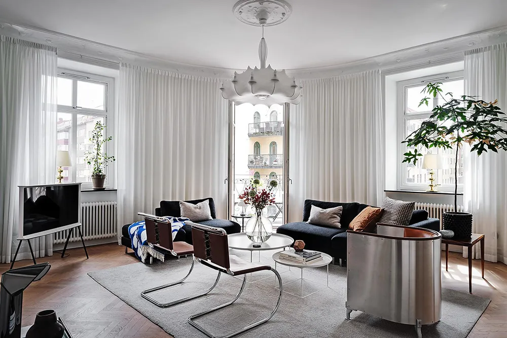 Elegante diseño escandinavo con acentos oscuros en el decorado - Gallery image 3