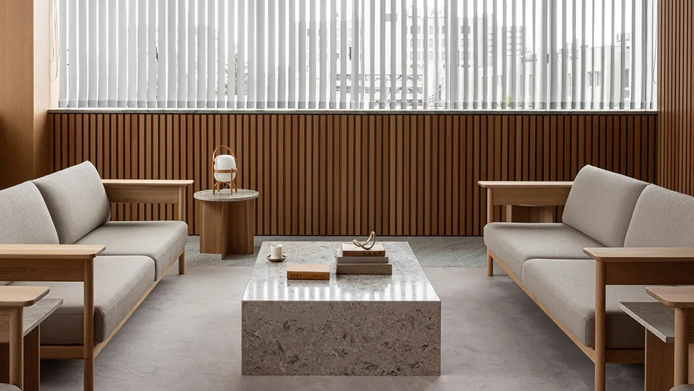 जापानी अक्षरों के साथ परफेक्ट मिनिमलिज्म: करिमोकू केस - Gallery image 13