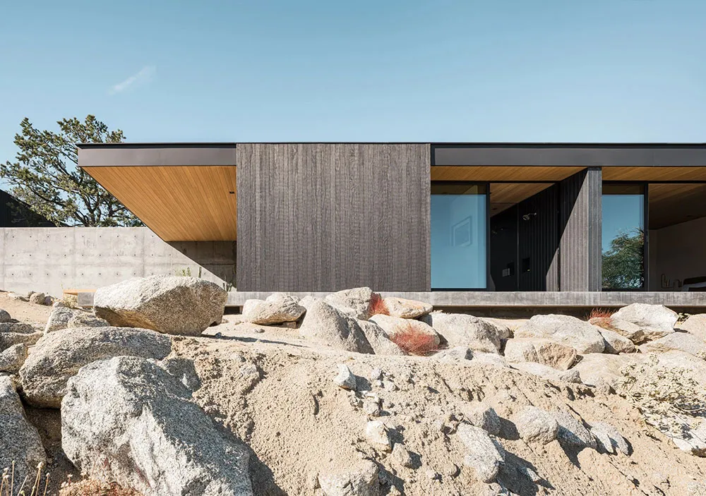 Maison dans le désert de Californie avec piscine et murs en verre - Gallery image 27