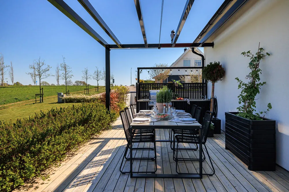 Spacious Interiors of a Modern Swedish Cottage - Gallery image 14