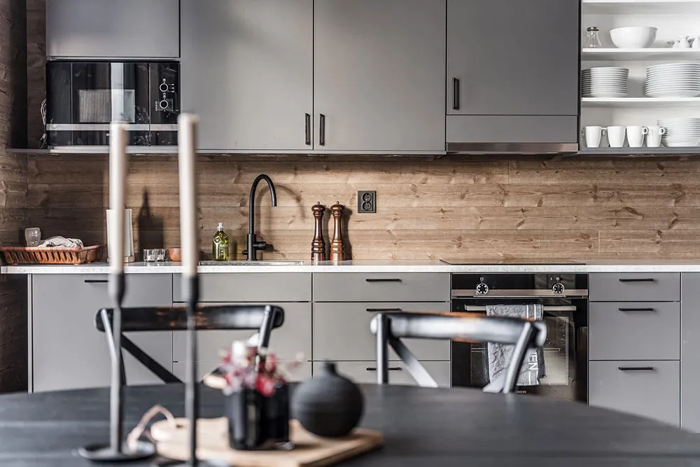 Bois, cuir, fourrure : un chalet alpin confortable dans les montagnes - Gallery image 6