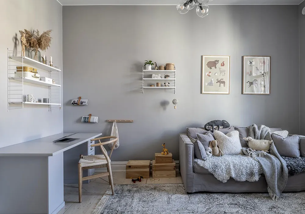 Helle monochrome Wohnung in Göteborg mit blauer Schlafzimmer (92 qm) - Gallery image 19