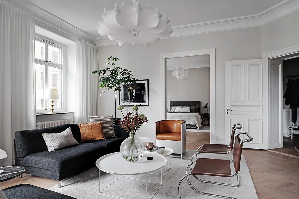 Elegante diseño escandinavo con acentos oscuros en el decorado - Gallery image 2