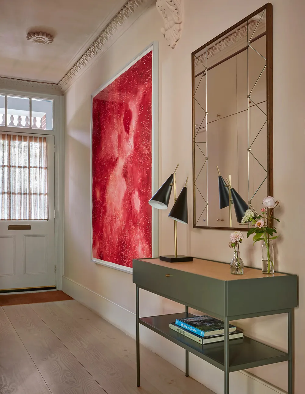 Diseñadora Katie Guinness aportó color y vida a una casa townhouse edwardiana en Londres - Gallery image 4