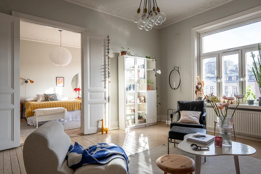 Colorful Accents and Gentle Notes: Pleasant Apartment in Goteborg (87 sqm) - Gallery image 4