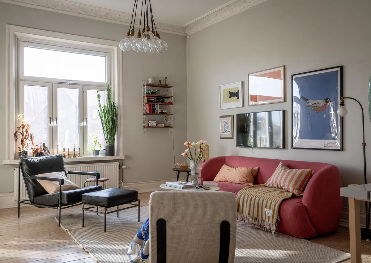 Colorful Accents and Gentle Notes: Pleasant Apartment in Goteborg (87 sqm) - Gallery image 2