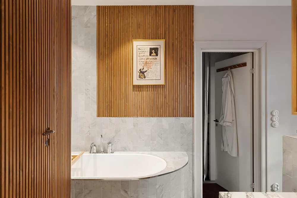 Diseño escandinavo moderno con tablas de madera (90 m²) - Gallery image 19