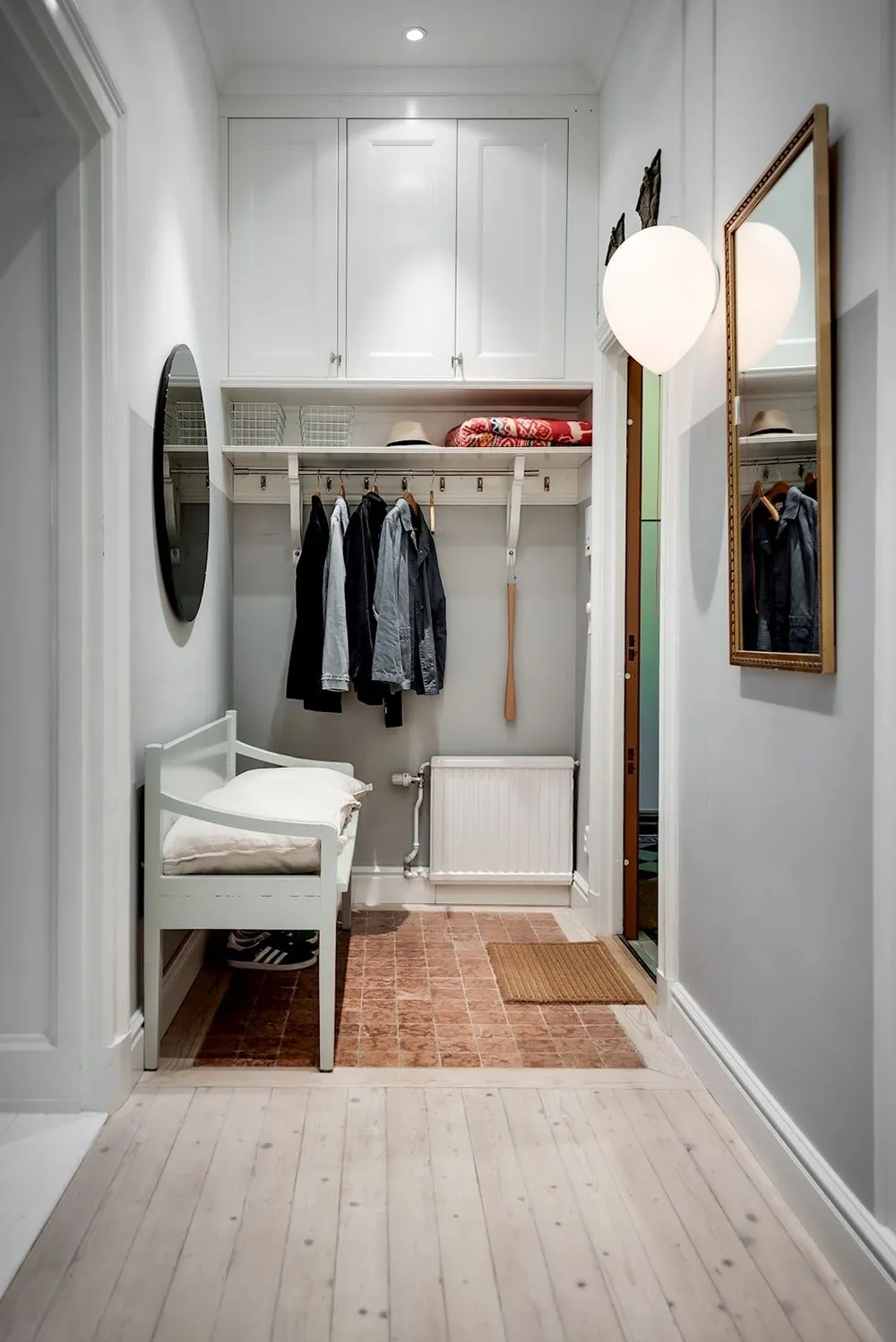 Библиотека, постеры и растения: живой интерьер в Швеции (100 кв. м) - Gallery image 19