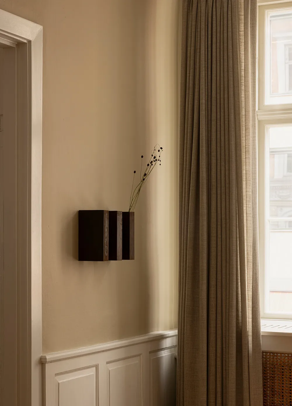 जापानी अक्षरों के साथ परफेक्ट मिनिमलिज्म: करिमोकू केस - Gallery image 6