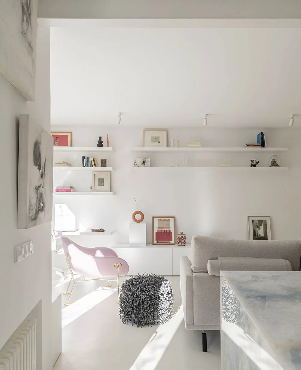 Weißes Apartment in Madrid mit sanften Pastellakzenten - Gallery image 6