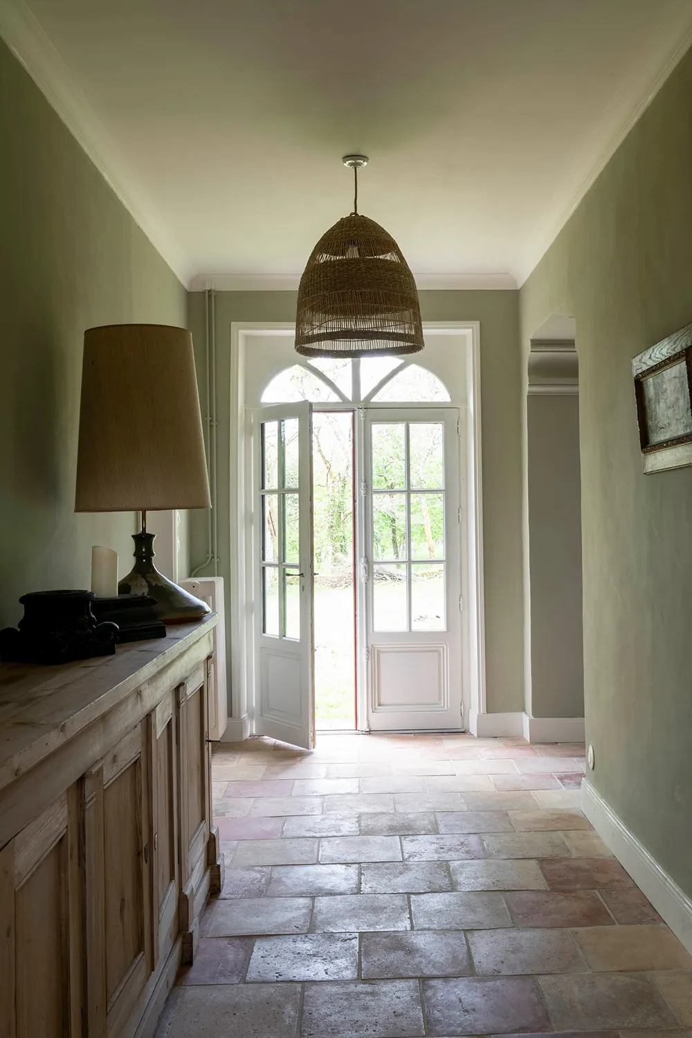 Znakomite przebudowanie starożytnej francuskiej rezydencji - Gallery image 16