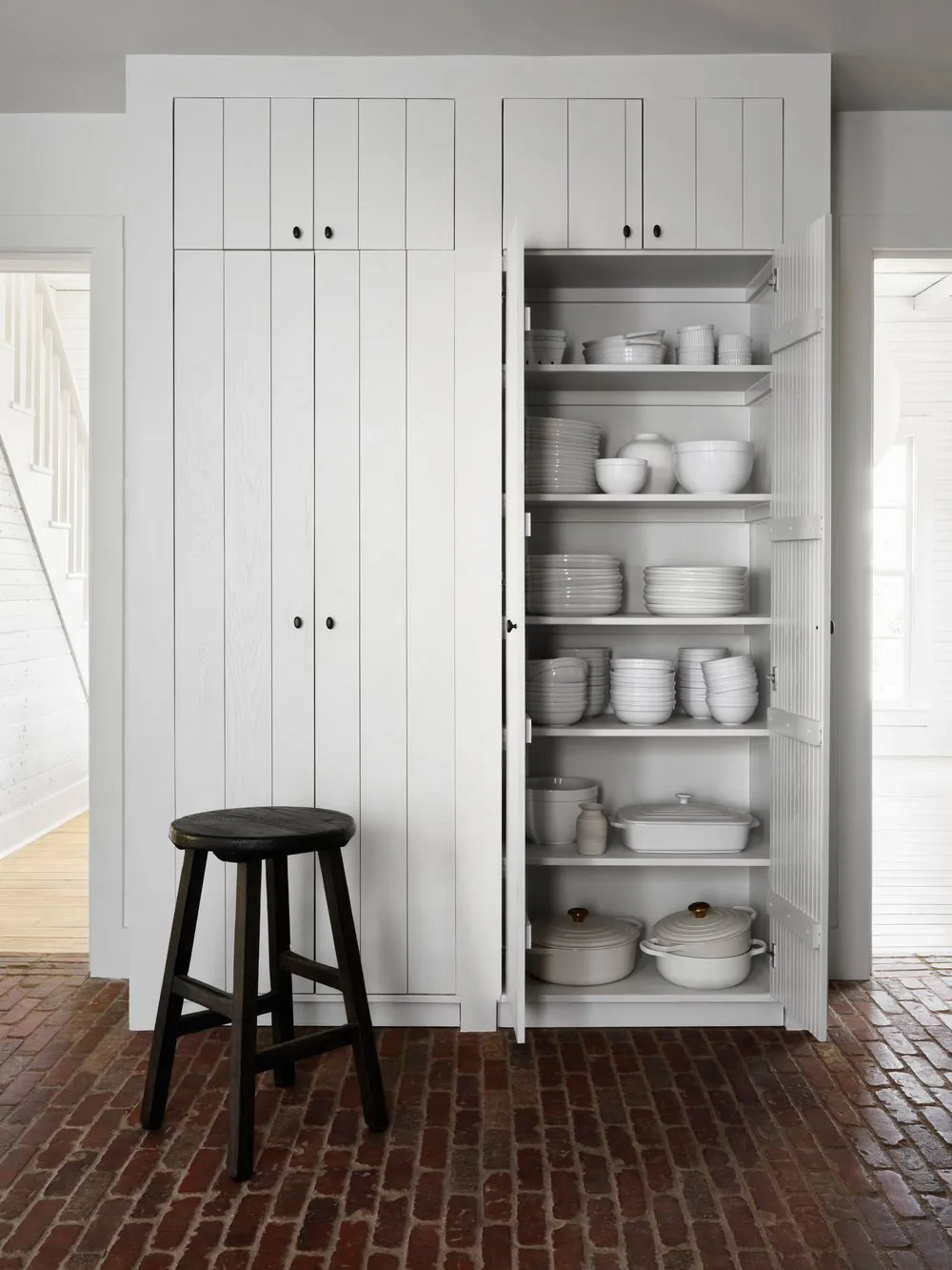 Сісти від усього: оновлення красивого підмісцевого дому, якого немає на картах - Gallery image 10