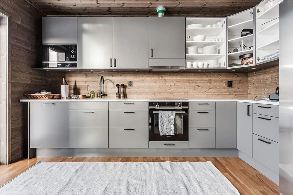 Bois, cuir, fourrure : un chalet alpin confortable dans les montagnes - Gallery image 8