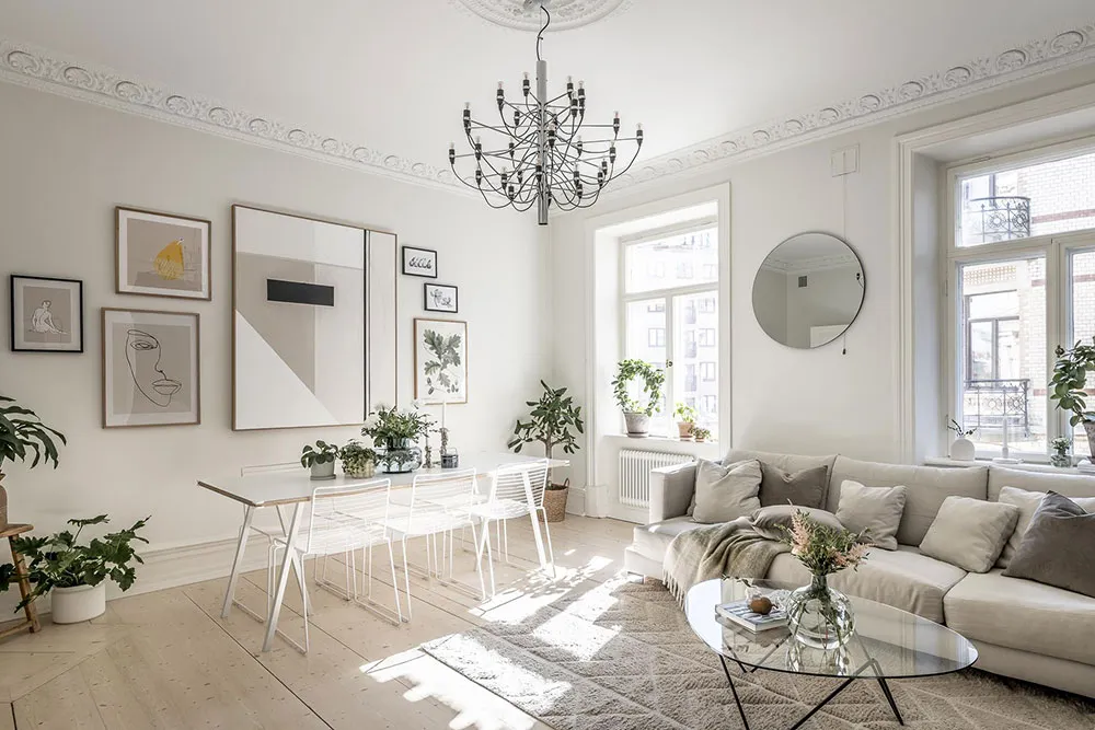 Helle monochrome Wohnung in Göteborg mit blauer Schlafzimmer (92 qm) - Gallery image 2