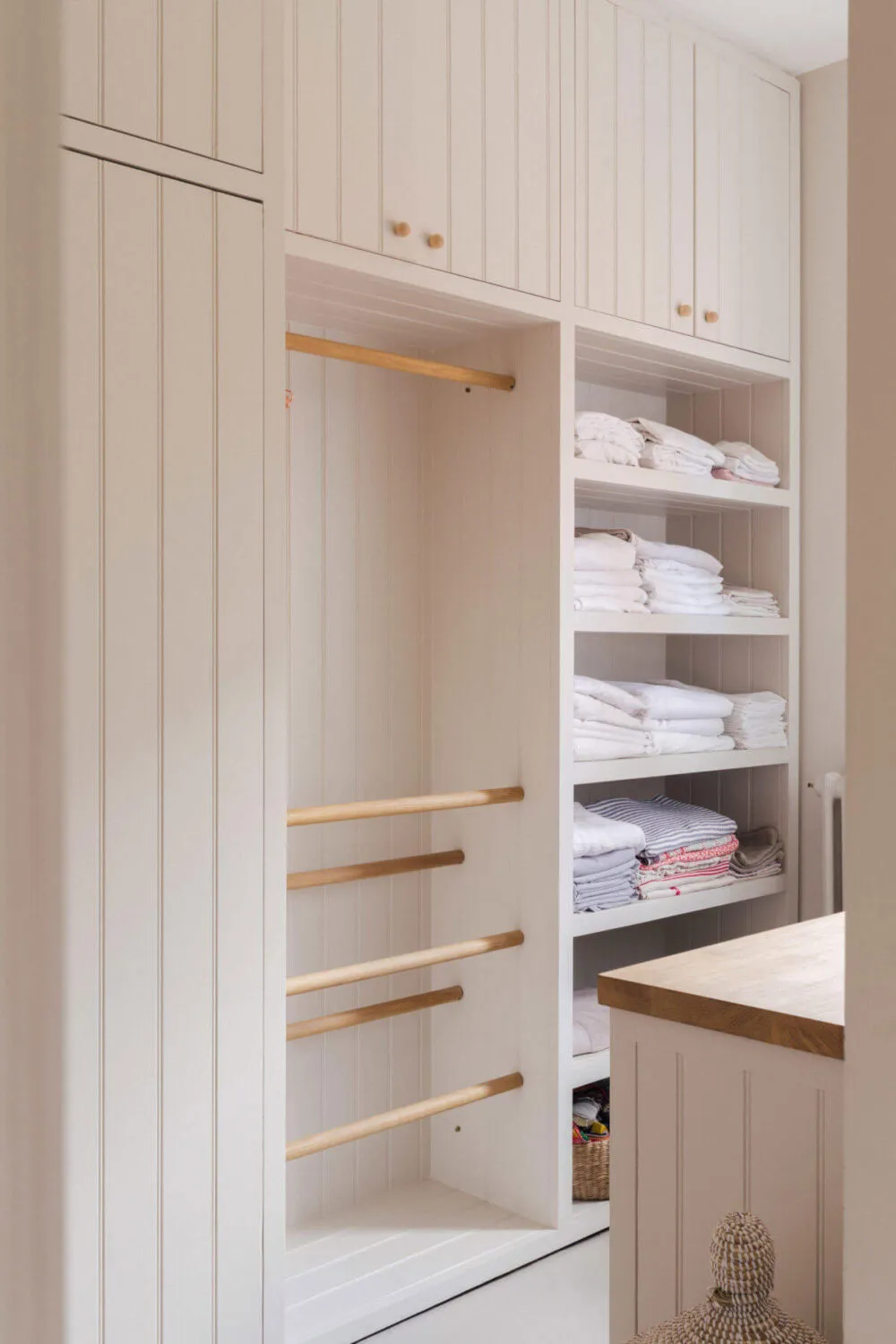 Intérieurs ensoleillés d'une maison victorienne avec vitraux à Londres - Gallery image 15