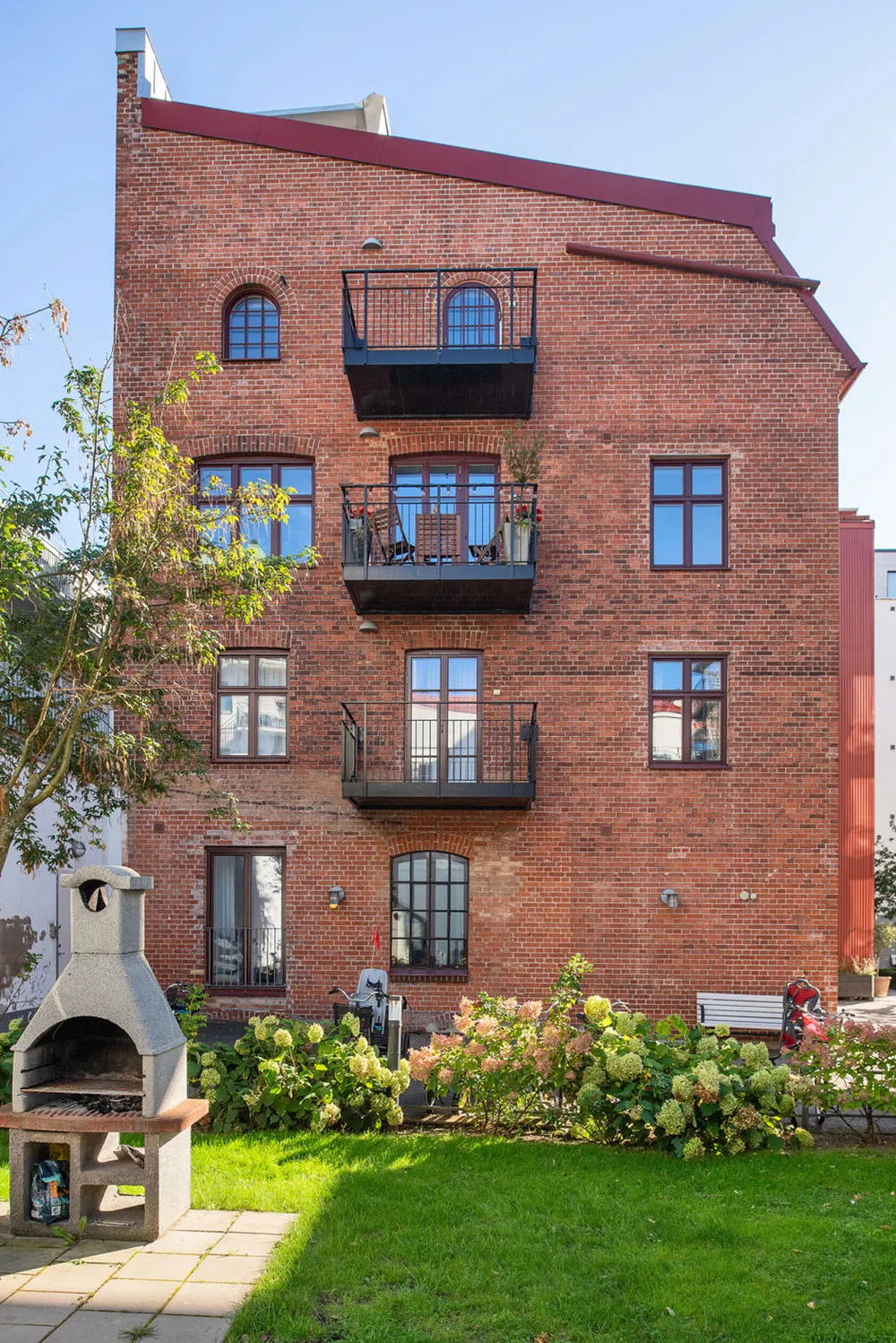 Mały loft na pierwszym piętrze byłej fabryki w Malmi (67 m²) - Gallery image 1