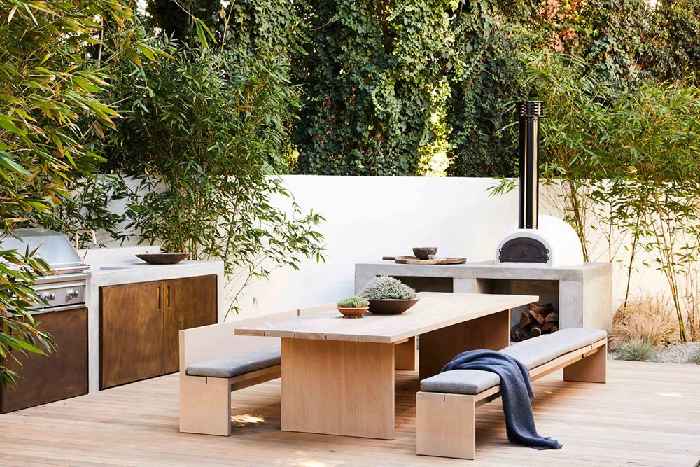 कैलिफोर्निया में स्थित एक मैक्सिकन विला का चमकदार एवं आधुनिक रूप से पुनर्निर्माण - Gallery image 8