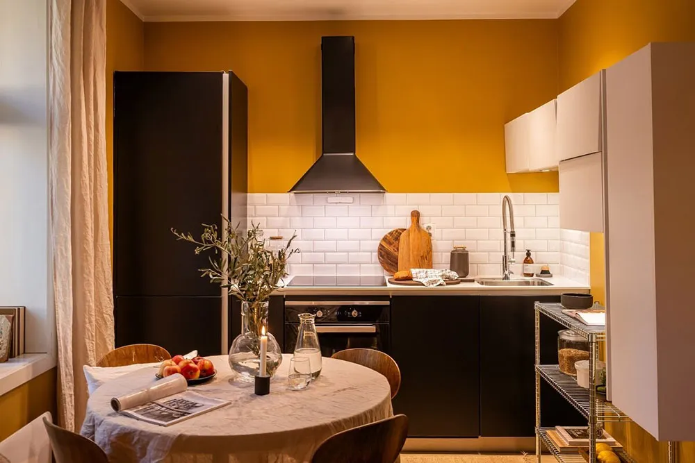 Small but cozy apartment in Oslo with yellow living room (43 sq. m) - Gallery image 7