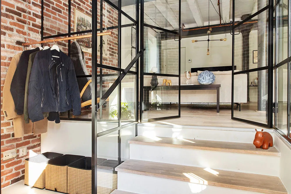 Mały loft na pierwszym piętrze byłej fabryki w Malmi (67 m²) - Gallery image 9