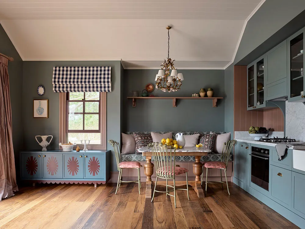 Красивые оттенки и винтаж в обновленном дизайне старинной фермы в Австралии - Gallery image 17