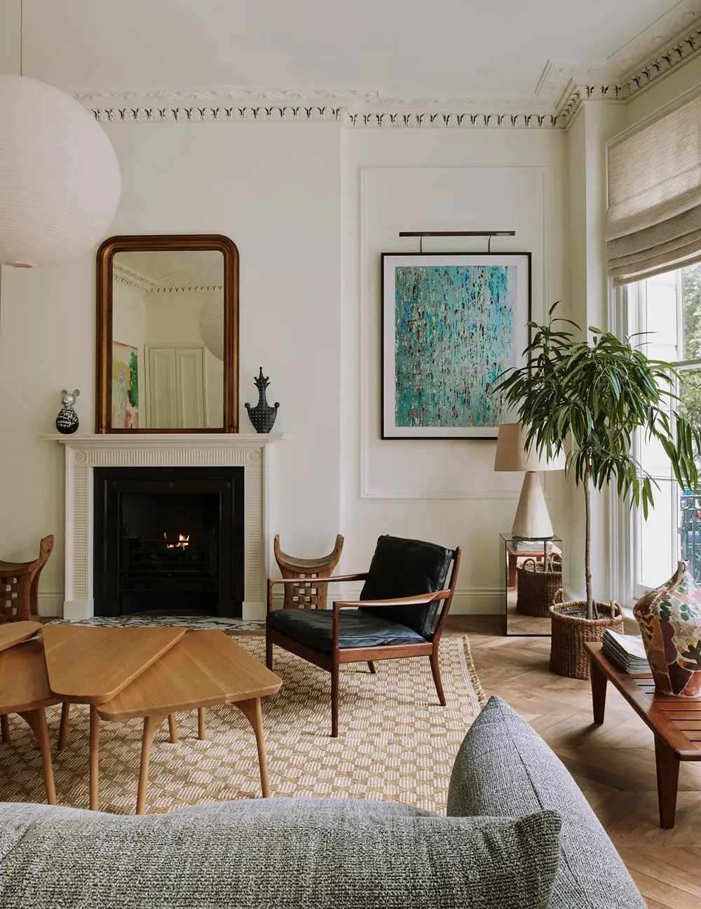 Spokojna elegancja i francuskie nuty w дизайне apartamentów w Londynie - Gallery image 1